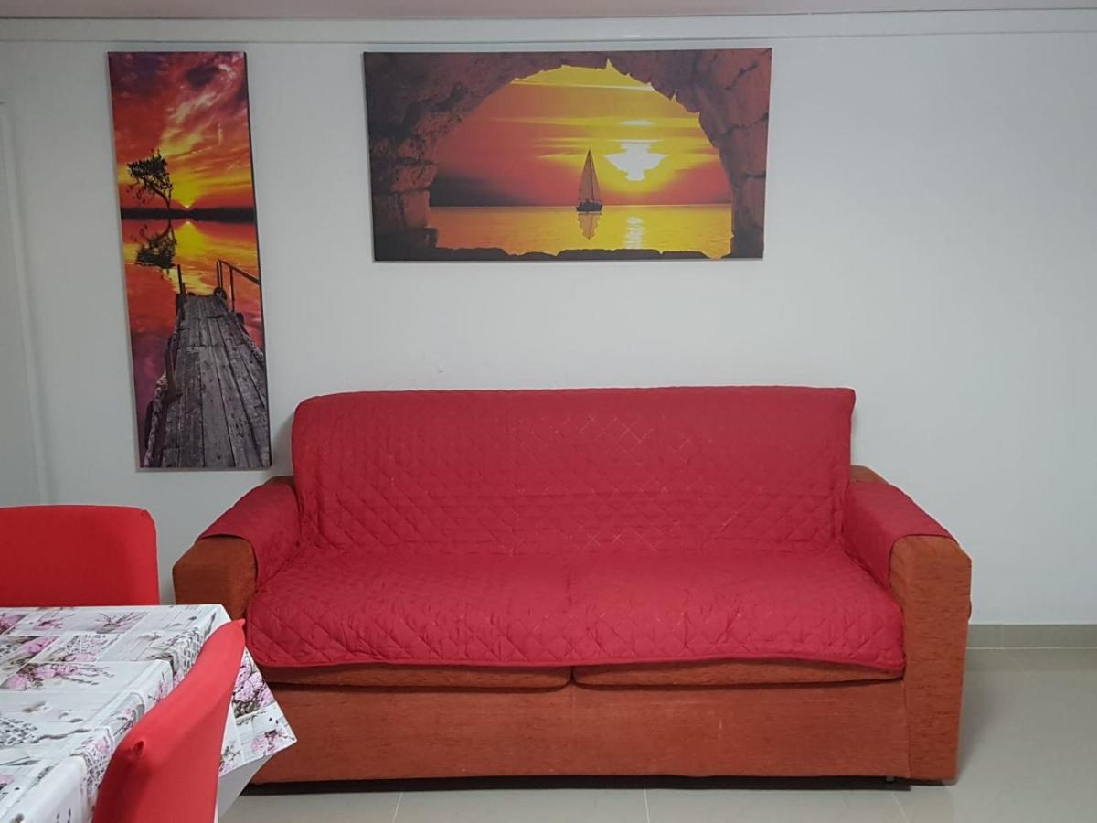 Sole...Mare...E...Spiaggie Bianche! Daire Vada Dış mekan fotoğraf
